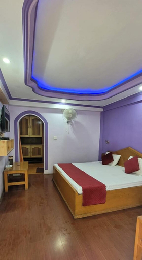 Bedroom 2, Hotel Shivay, Almora