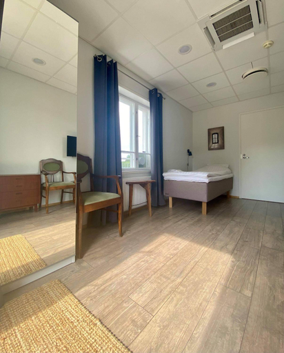 Bedroom 2, Hjalmar’s Hotel, Finland Proper