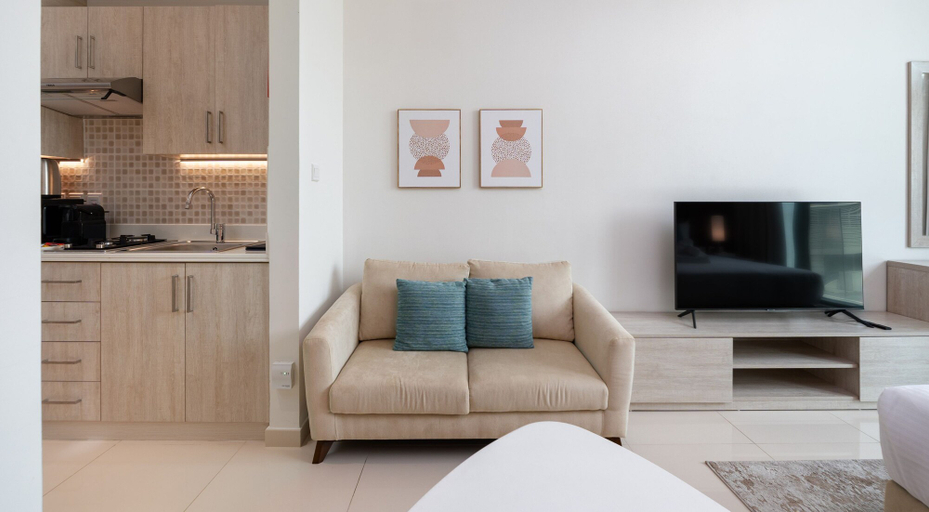 Room 2, Relax in Comfort Palm Studio w Beach Access, Dubai