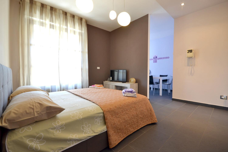 Charming flat in Vercelli - 50 sqm - Cosy balcony., Vercelli