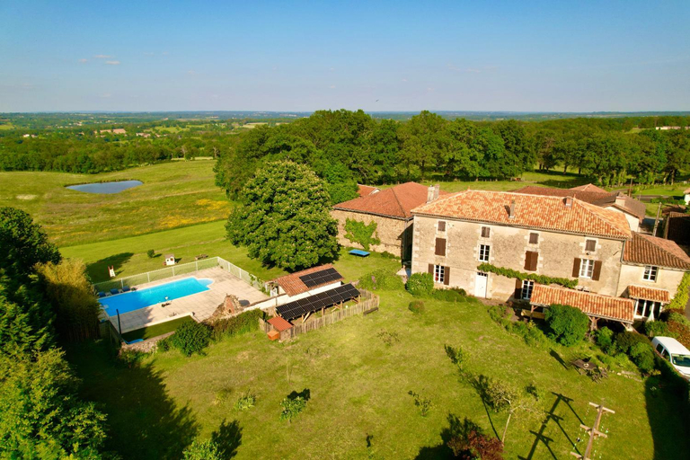 Others 3, A L'Ombre Du Marronnier GITES, Charente
