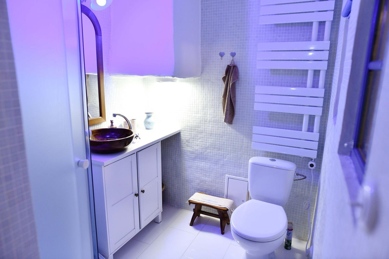 Bathroom 3, Ubytovanie na dedine, Trenčín