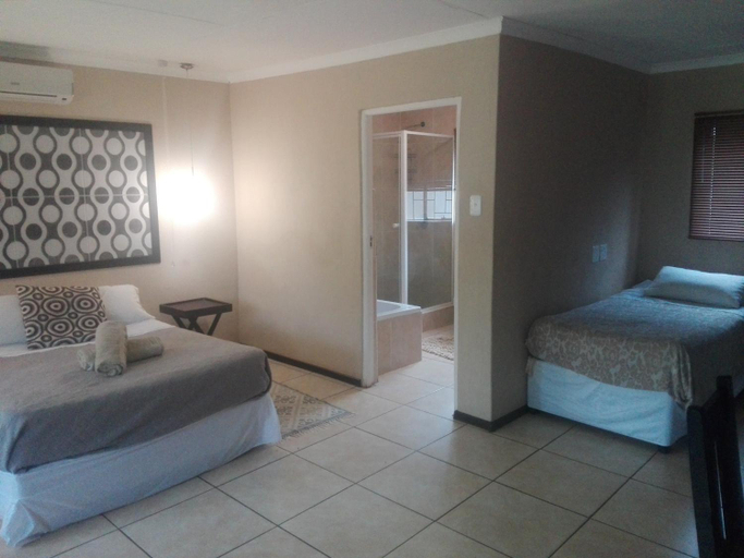 Bedroom 2, Goedehoop Guesthouse, Ngaka Modiri Molema