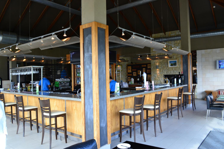Food & Drinks 3, Pearl Valley-Golf Safari SA, Cape Winelands