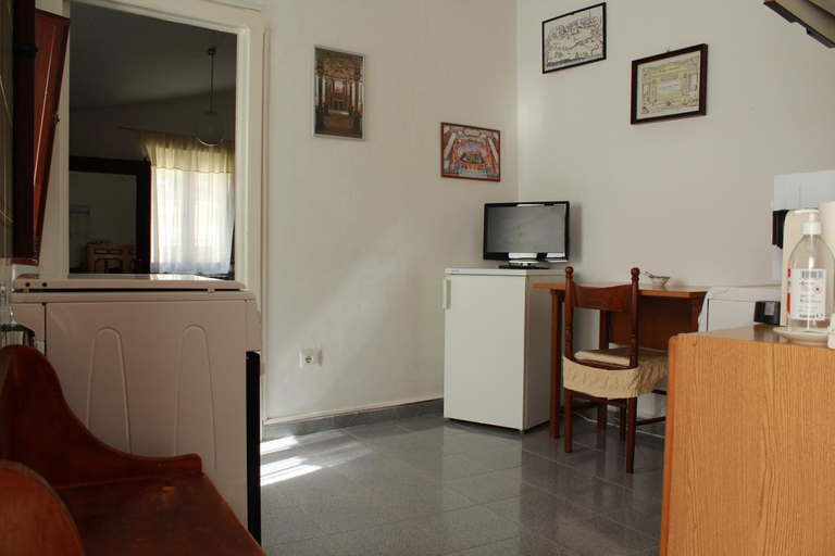 Others 5, Casa Normanna, Potenza