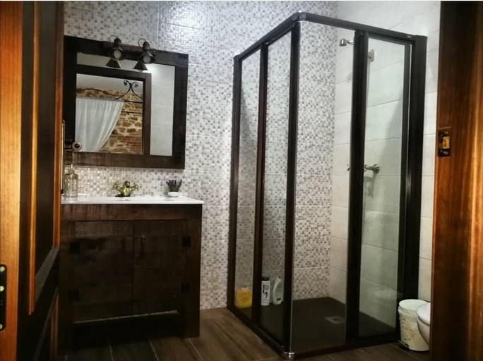 Bathroom, HOTEL RURAL TOCAMPAVI, Ciudad Real