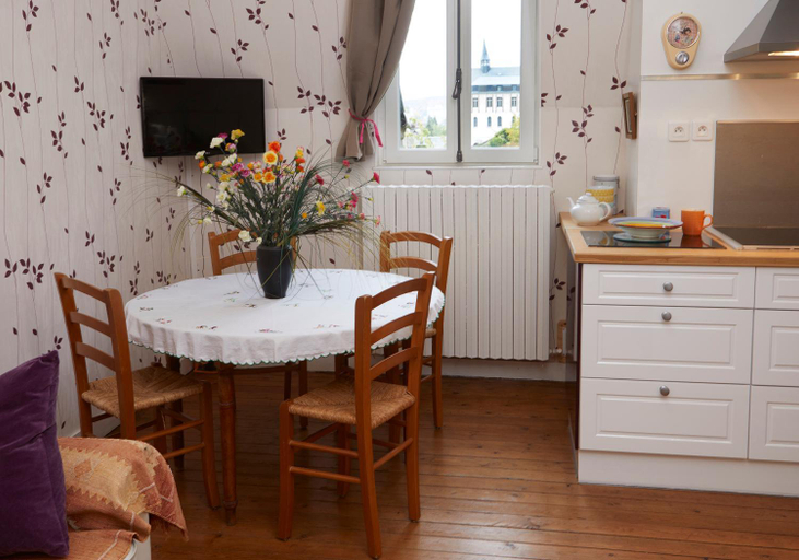 Kitchen 3, LA VILLA DES ROCHES, Seine-Maritime