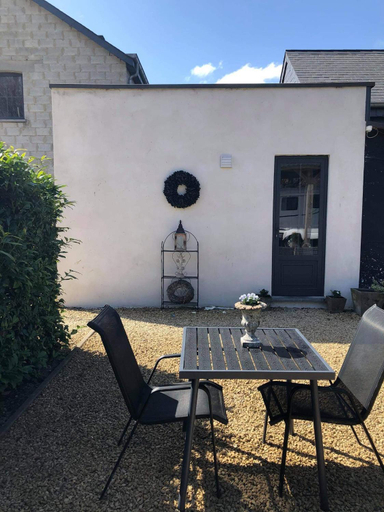 Others 5, Le petit studio de l'espace bien etre, Luxembourg