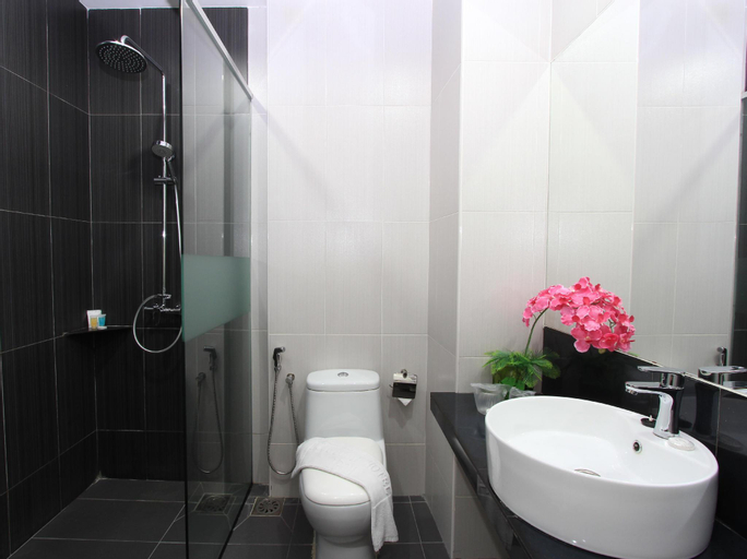 Bathroom 1
