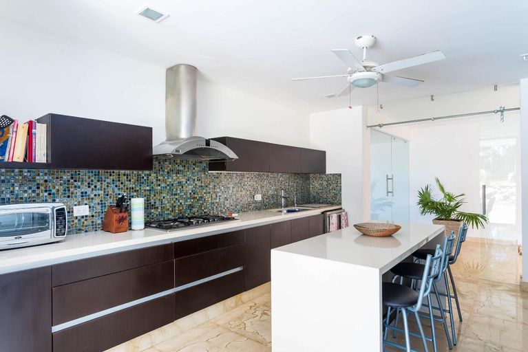 Kitchen 5, Villa Maya- Luxury Mansion, Cozumel