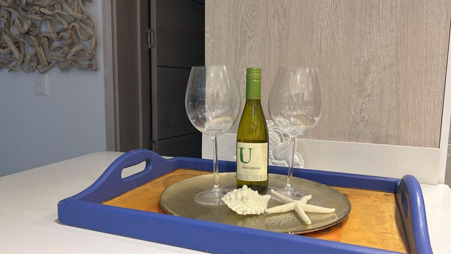 Food & Drinks 5, Apartamento Sea View 503B, San Andrés