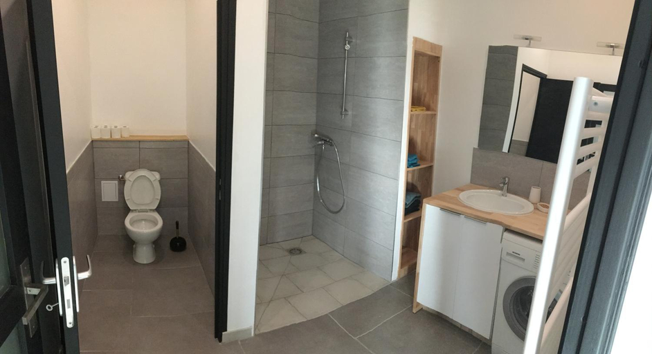 Bathroom 3, La gaite de louvignies, Nord