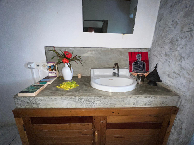Bathroom, Corto Novo Maison d'hotes-Camping, Diana
