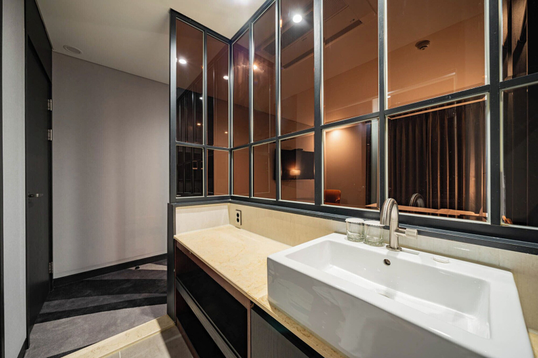 Bathroom 5, Casaday Hotel, Changwon
