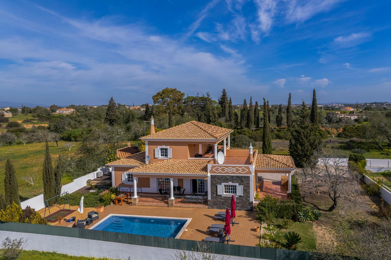 Exterior view 4, Laura by Algarve Villa Holidays, Albufeira