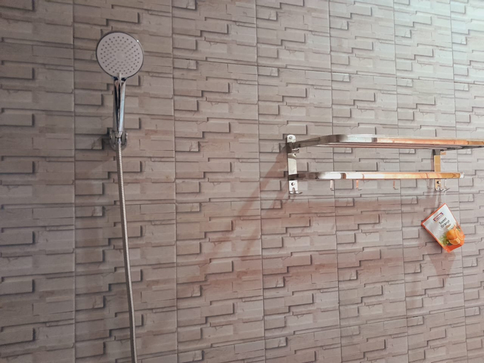 Bathroom 22