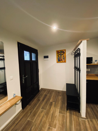 Others 3, Apartman Ginko I, Bratislava III