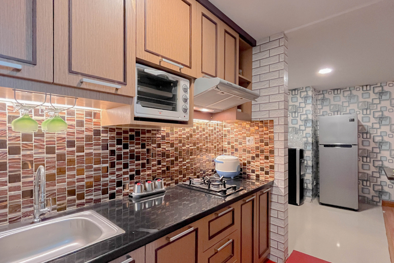 Others 4, The Signature Suite 2BR at Royal Makassar Apartment By Travelio, Makassar