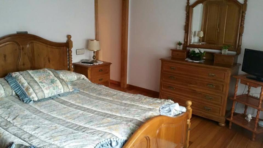 Bedroom 2, Hostal La Parra, Asturias