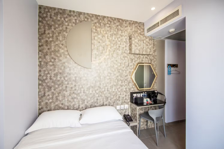 Bedroom 3, Fragrance Hotel - Lavender, Singapore