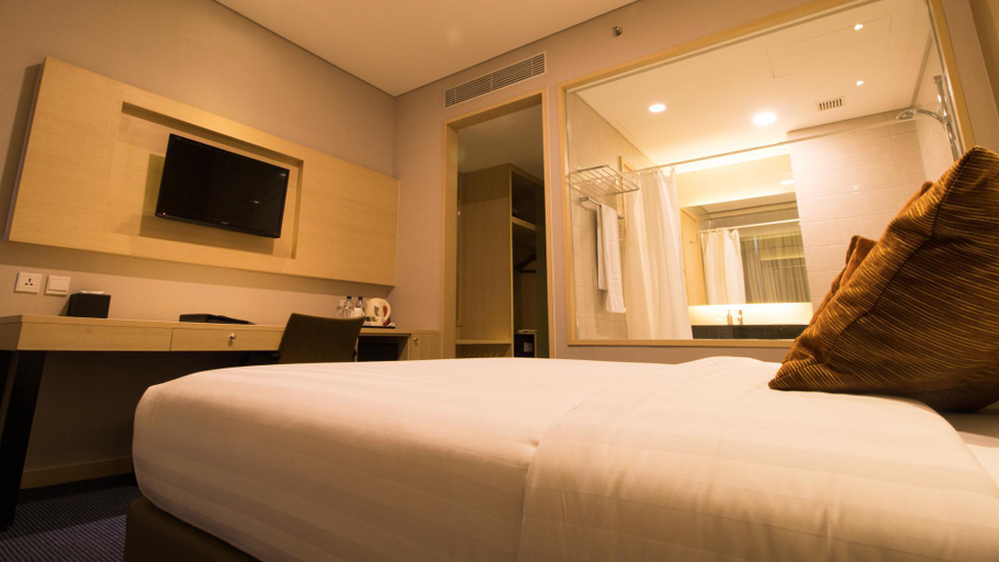 Bedroom 12