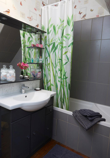 Bathroom, LA VILLA DES ROCHES, Seine-Maritime