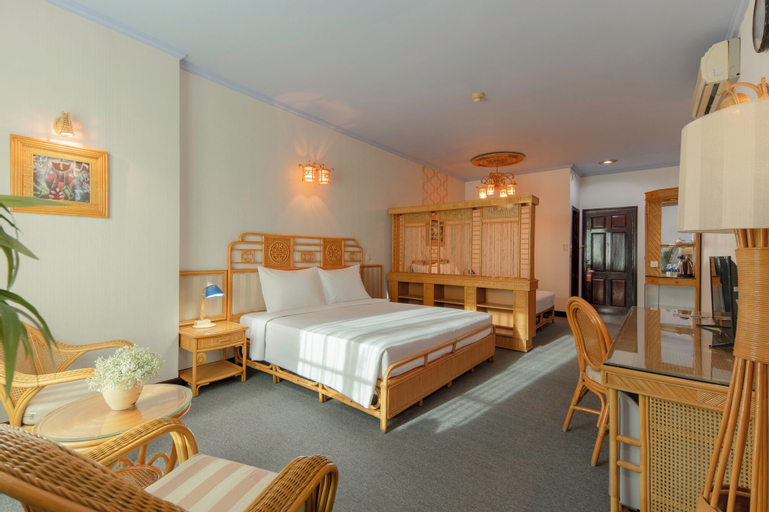 Bedroom 5