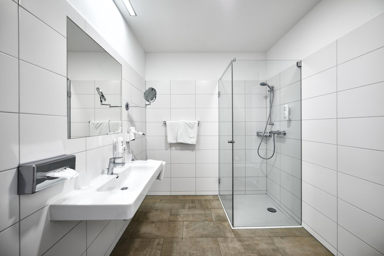 Bathroom, Hotel Gasthof-Strasser, Ried im Innkreis