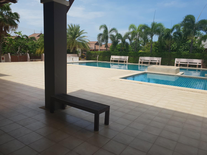 Swimming pool, Chaam Pool Villa Baanusabai, Cha-Am