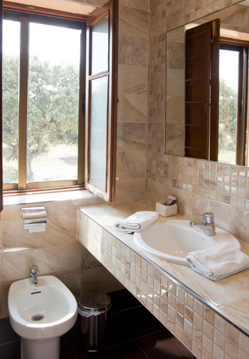 Bathroom 3, Hotel La Rad, Salamanca