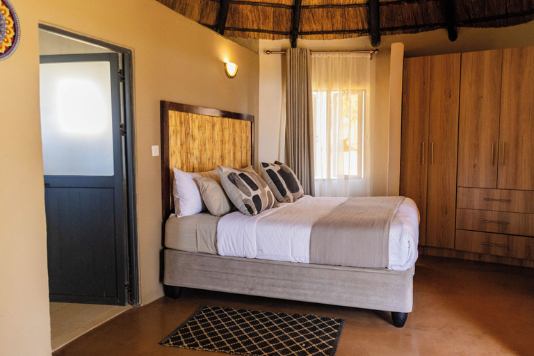 Bedroom 3, Spring Resort Restaurant and Lodge, Hurungwe