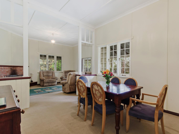 Dining Room 6