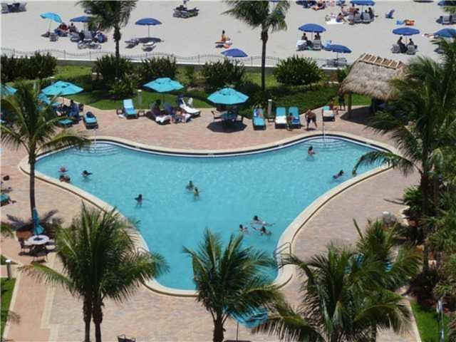 Sport & Beauty 5, Tides on Hollywood Beach, Broward
