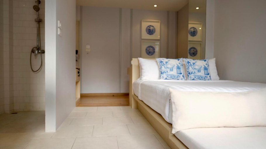 Bedroom 18