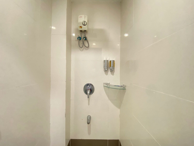 Bathroom 3, UPad Hotel, Pasay City