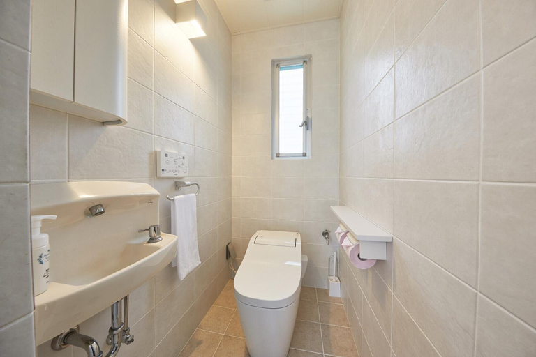 Bathroom 3, SKY Villa Toyohara, Motobu