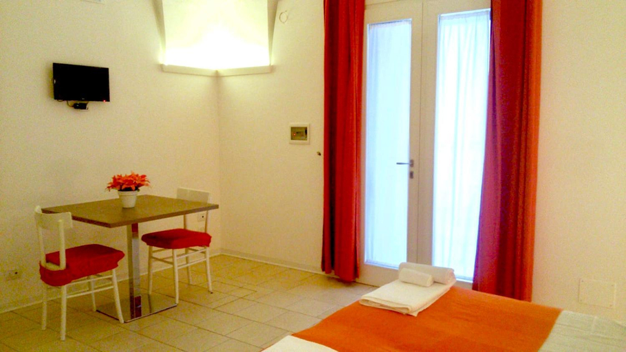 Bedroom 2, RESIDENZA ISABELLA rooms and apartments, Lecce