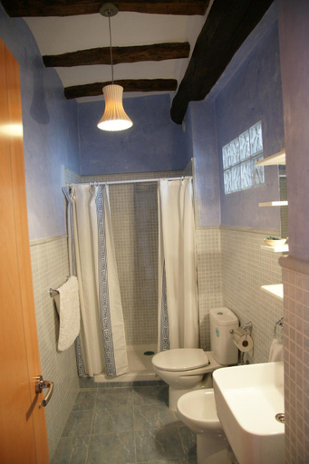 Bathroom, Casa rural El Majuelo, Valencia