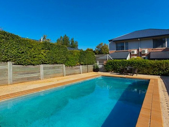 Swimming Pool 2