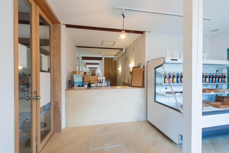 Food & Drinks 5, Square 8 - HAKUBA Funny hours, Hakuba