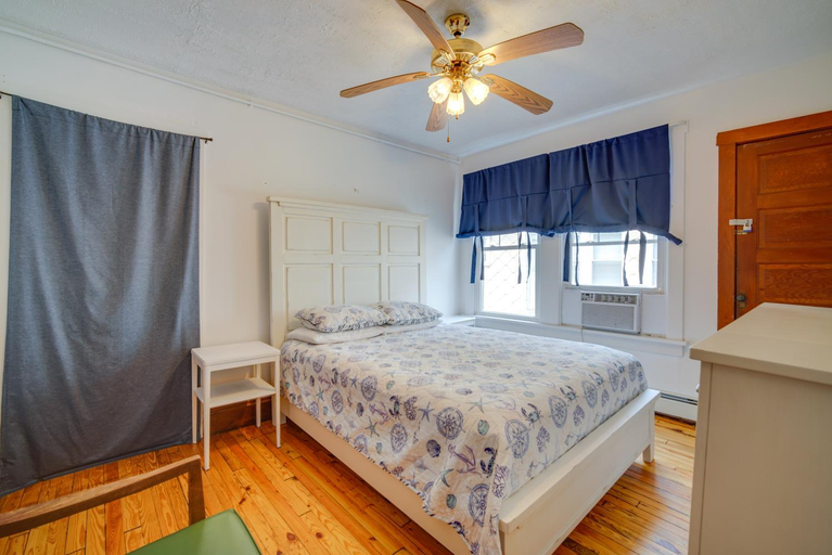 Others 4, Wildwood Apartment - Porch and Enclosed Sunroom!, Cape May