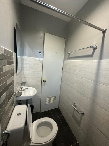 Bathroom 2, Twilight Tower, Ormoc City