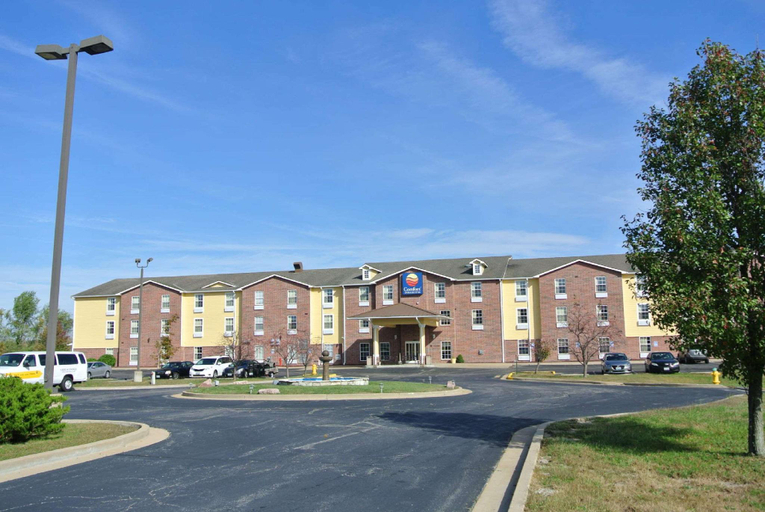 Exterior 1