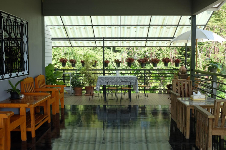 Food & Drinks, Rai Boonsom, Phrao