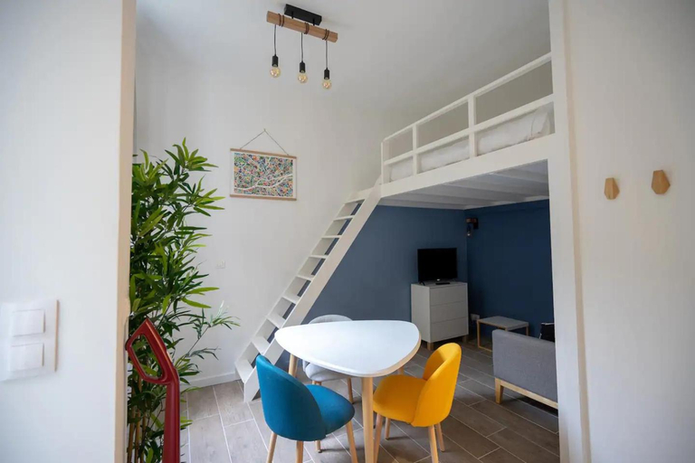 Others 5, Marechal's Studio near train station & downtown, Loire-Atlantique