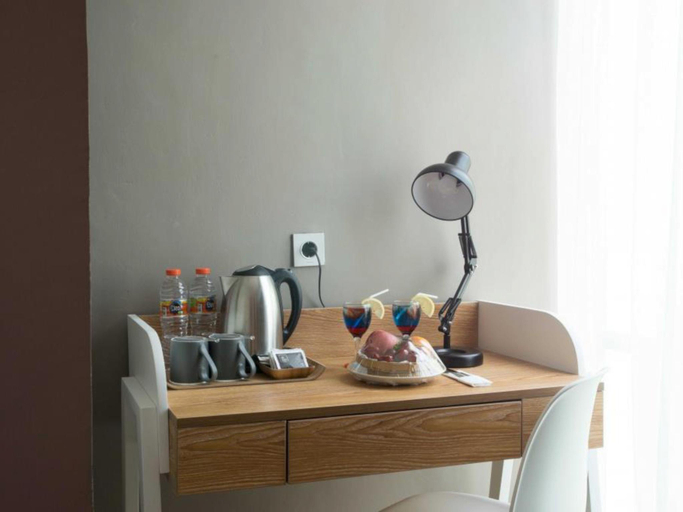Dining Room 11