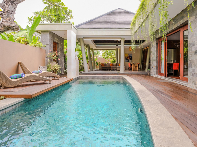 Swimming Pool 12