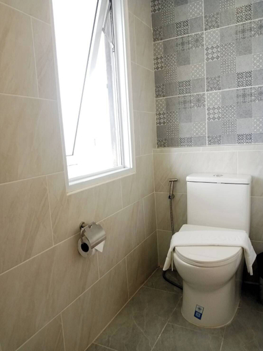 Bathroom 3, Wellness World Chiva 89, Wang Thonglang
