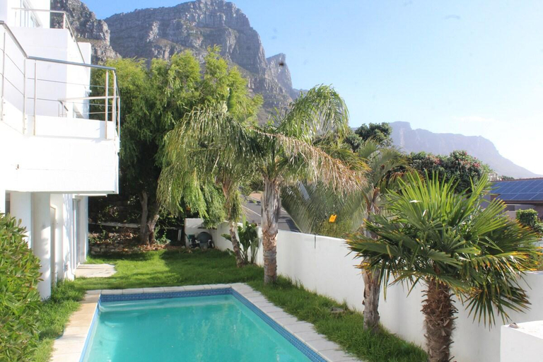 Sport & Beauty 2, Cozy Camps Bay House with sea & Mountain View’s, City of Cape Town