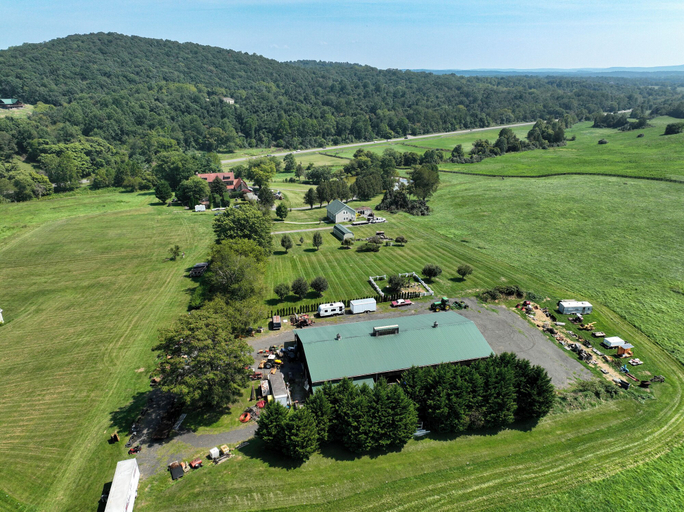 Exterior & Views 2, Guest House at Mt. Independence, Fauquier